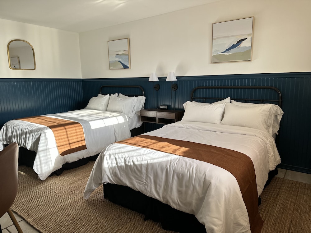 Budget Host East End Hotel in Riverhead - photo 7