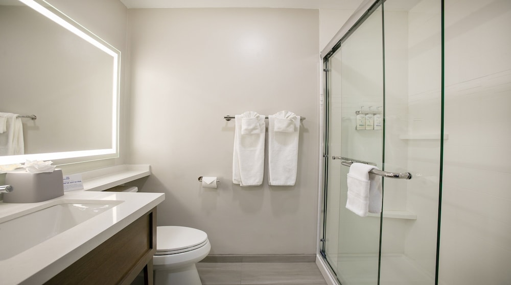 Holiday Inn Express North Palm Beach Oceanview by IHG - photo 44