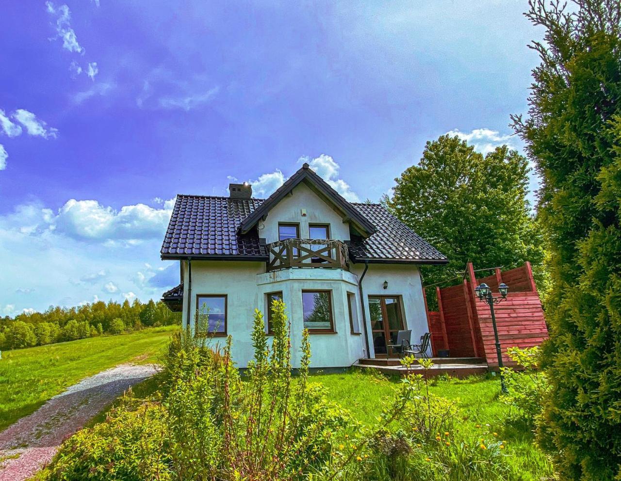 Dom 8 osobowy z jacuzzi balią sauną Agroturystyka u Moniki — hotel in Maslow