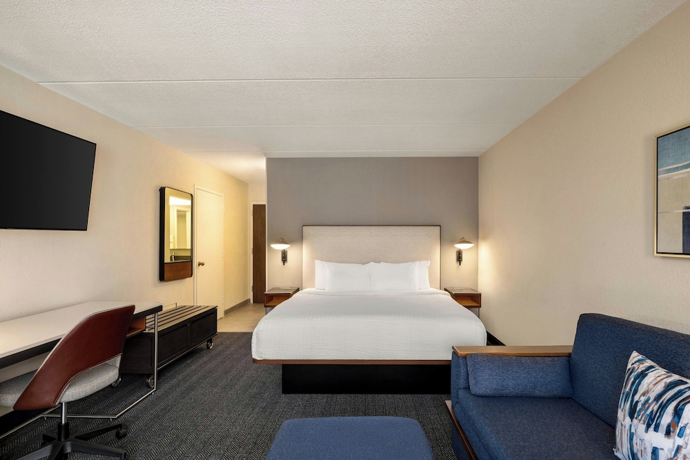 Courtyard by Marriott Atlanta Northlake - photo 17