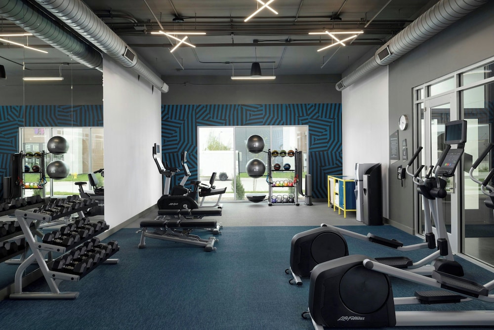 Aloft Waukee - photo 14