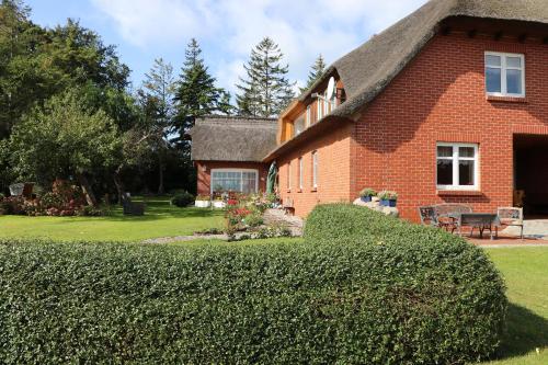 Ferienwohnung Krull — 4-Star Luxury Hotel in Wustrow, Germany