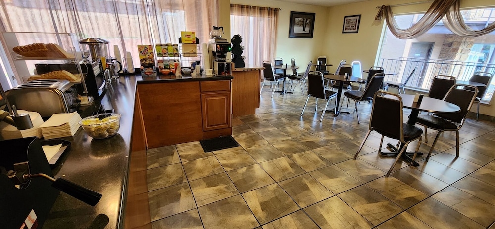 Silver Saddle Motel - photo 29