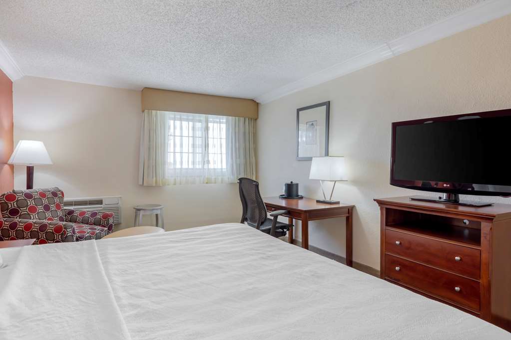 Best Western Plus Loveland Inn - photo 24