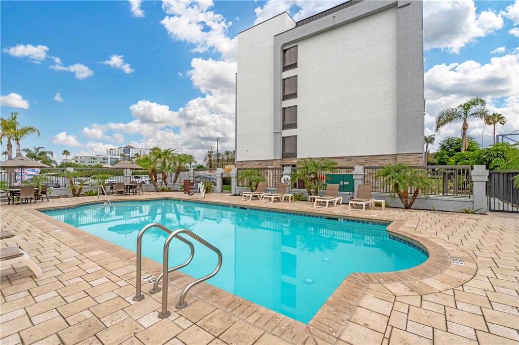 Comfort Inn Anaheim Resort - photo 17