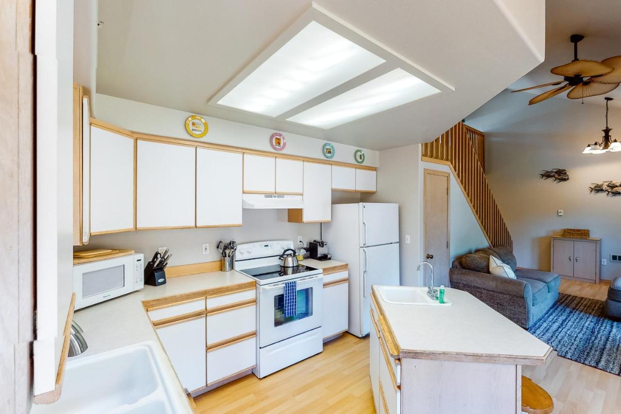 Tanya’s Beach Retreat in Pacific, United States