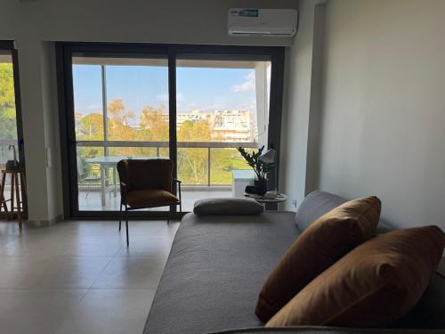 Nomadic life Elegant Apartment by Athens Riviera — 4-Star Luxury Hotel in Athens, Greece