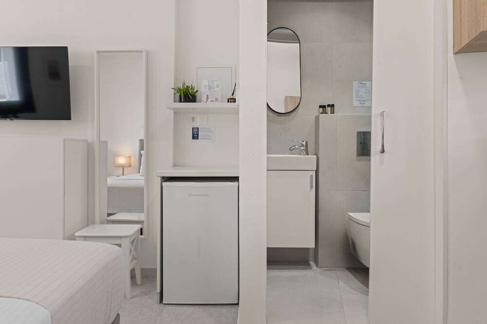 Phaedrus Living Alkminis Seaside Flat02