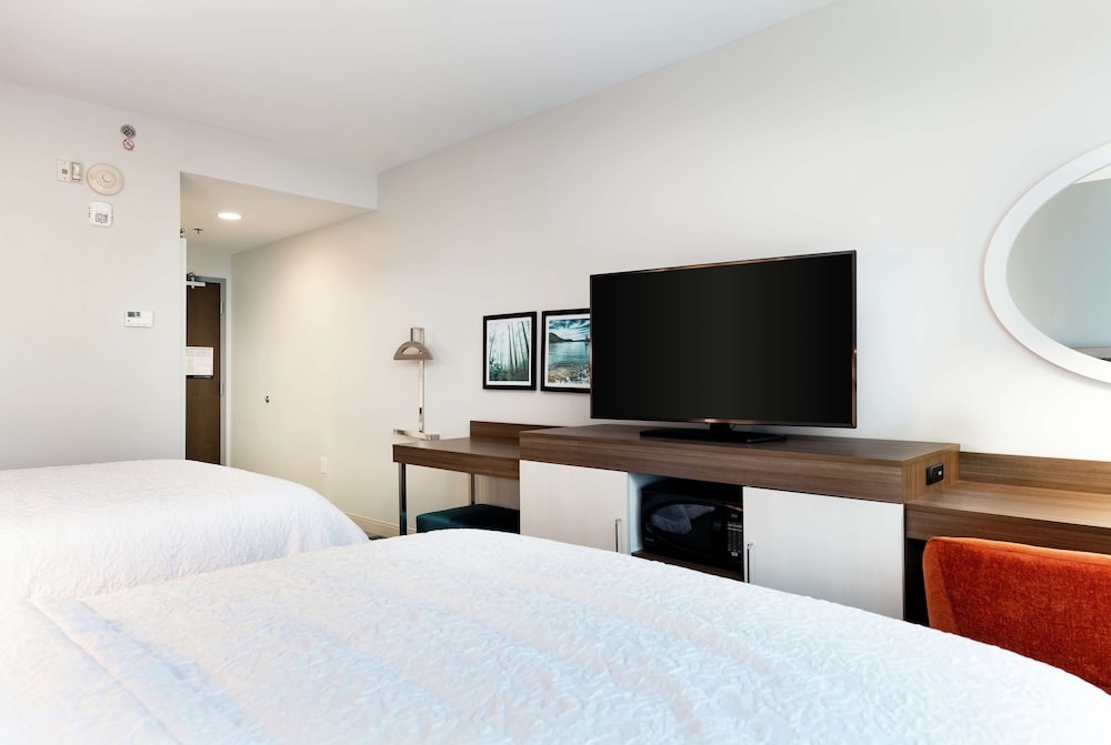 Hampton Inn Acworth - photo 14