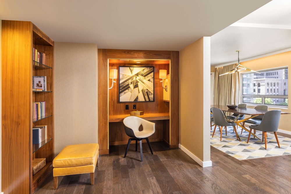 The Statler Dallas Curio Collection By Hilton - photo 28