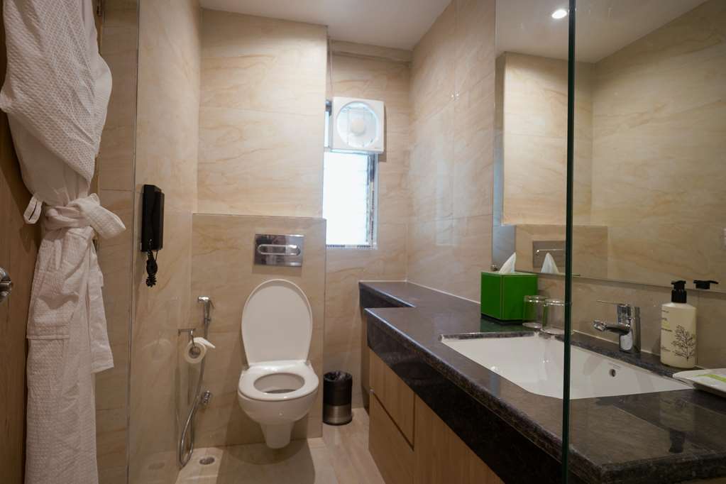 Sarovar Portico Kolkata Rajarhat — Barasat