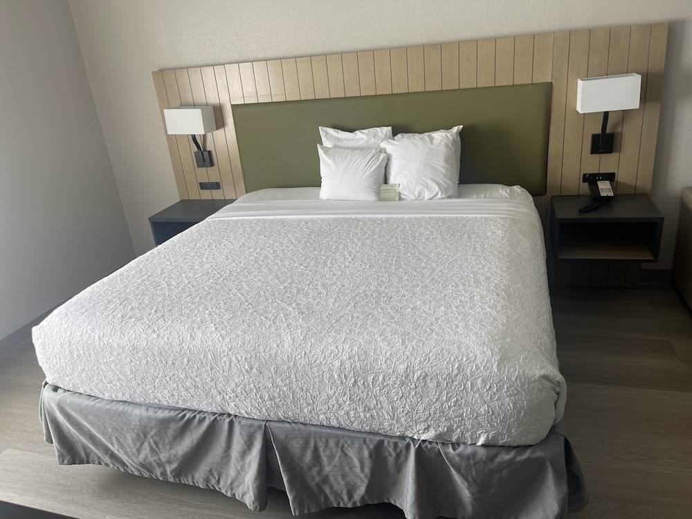 Country Inn & Suites by Radisson Midway Tallahassee West - photo 17