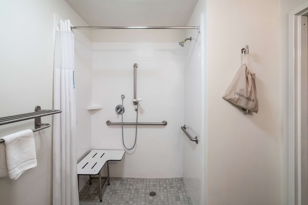 Hampton Inn Suites Opelika I85 Auburn Area - photo 23