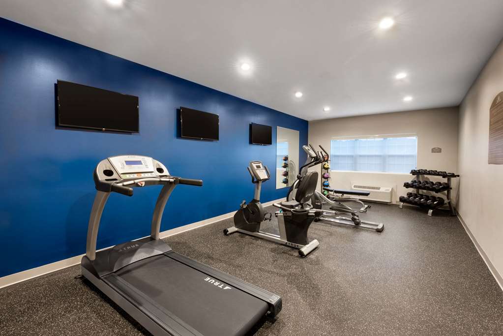 Microtel Inn & Suites by Wyndham Warsaw - photo 13