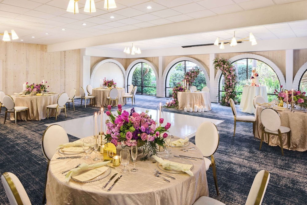 The Leta Santa Barbara Goleta Tapestry Collection by Hilton - photo 90
