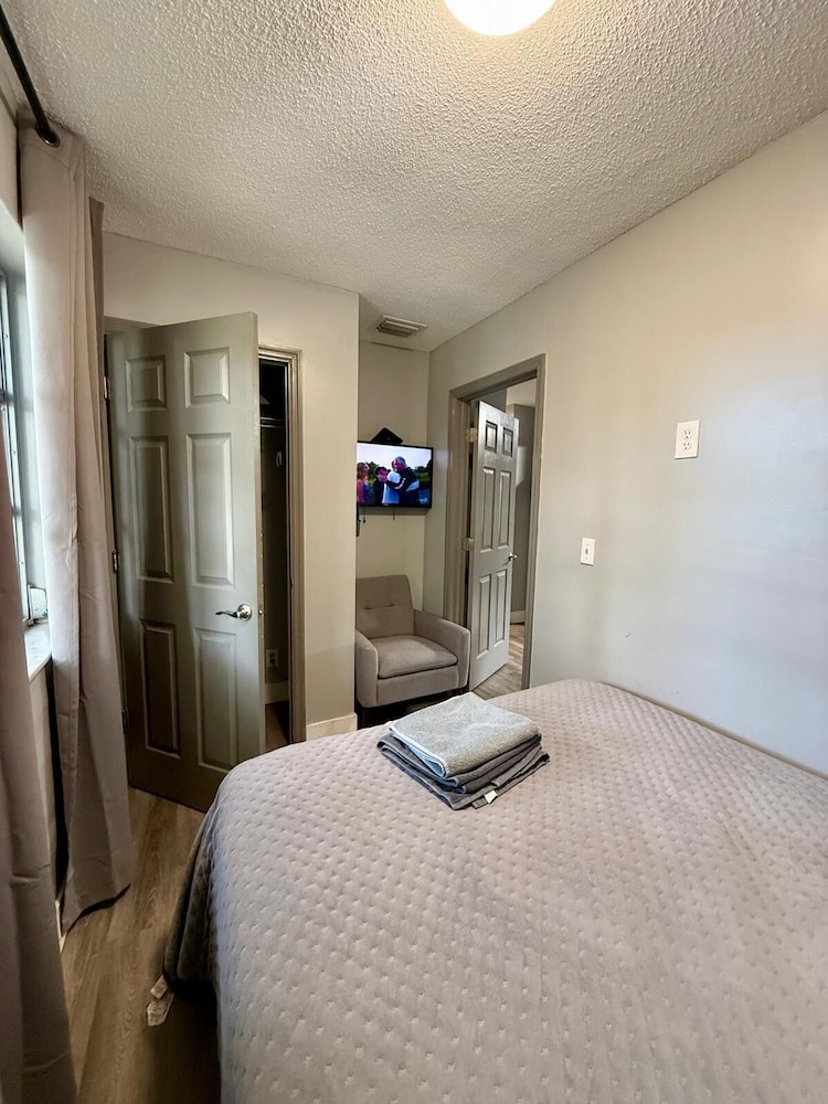Sheridan Suites Apartments Hotel - photo 26