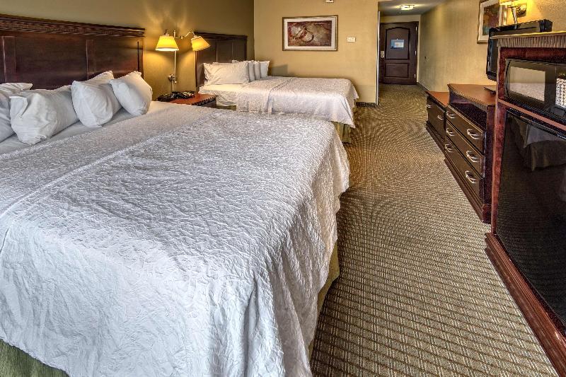 Hampton Inn Rochester Irondequoit - photo 25