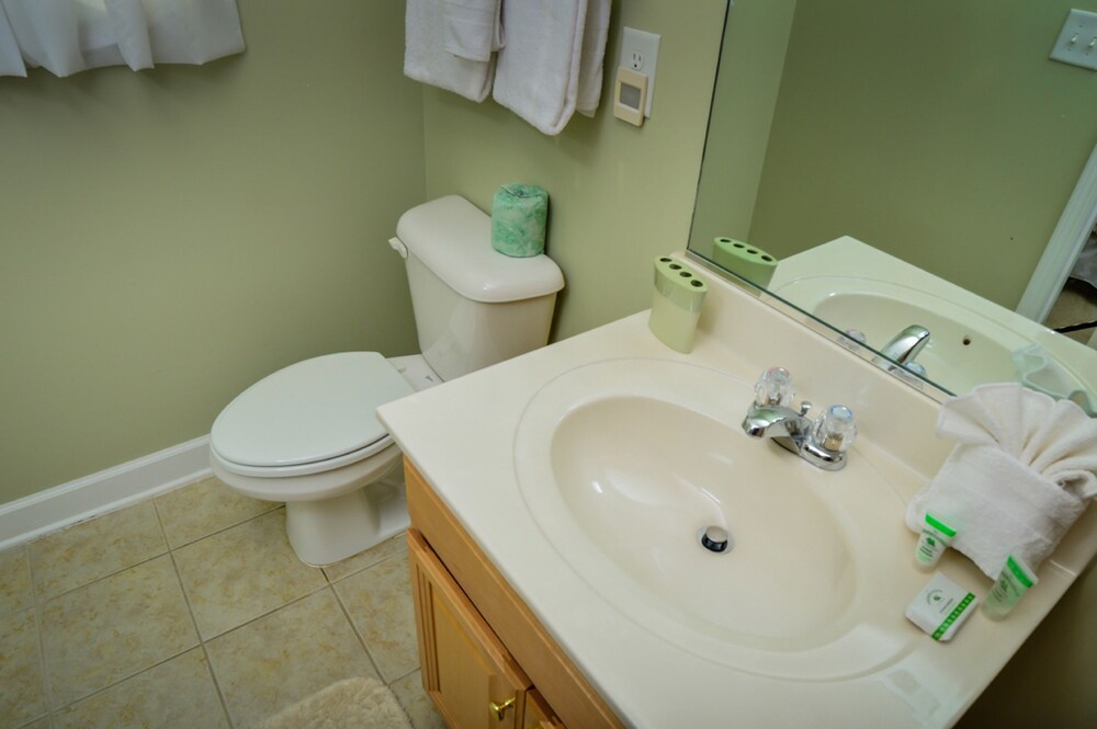 Barefoot Resort & Yacht Club - photo 71
