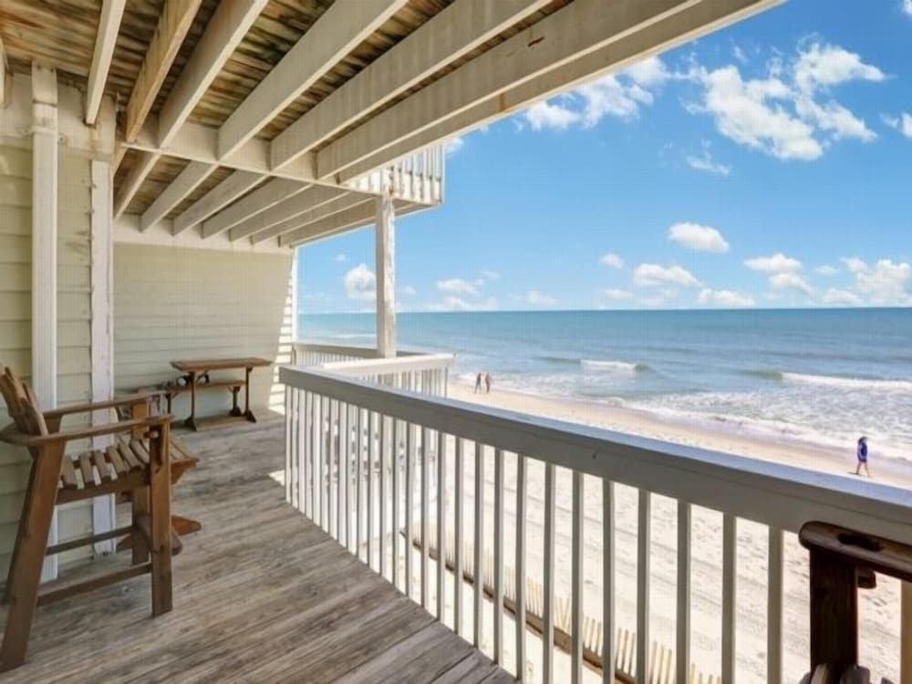 Beach Blanket Spacious Condo With Private Beach Access And Resort Amenities 3 Bedroom Condo by RedAwning - photo 20