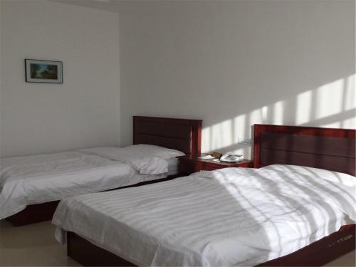 Jiayuguan Xinye Hotel — hotel in Jiayuguan