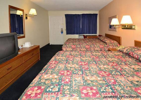Rodeway Inn Laramie - photo 6