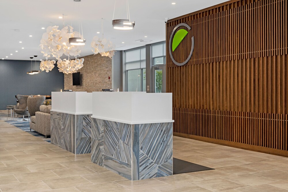 Element Hampton Peninsula Town Center — Hampton