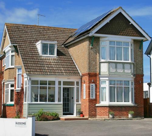 Hudsons Guest House Adults only — 4-Star Luxury Hotel in Weymouth, United Kingdom