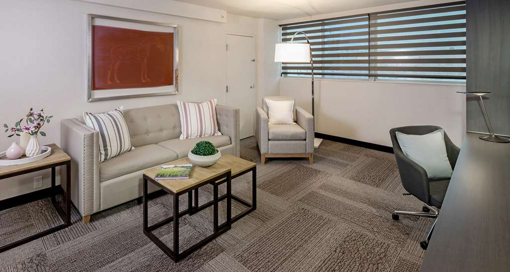 The Rushmore Hotel & Suites BW Premier Collection - photo 10