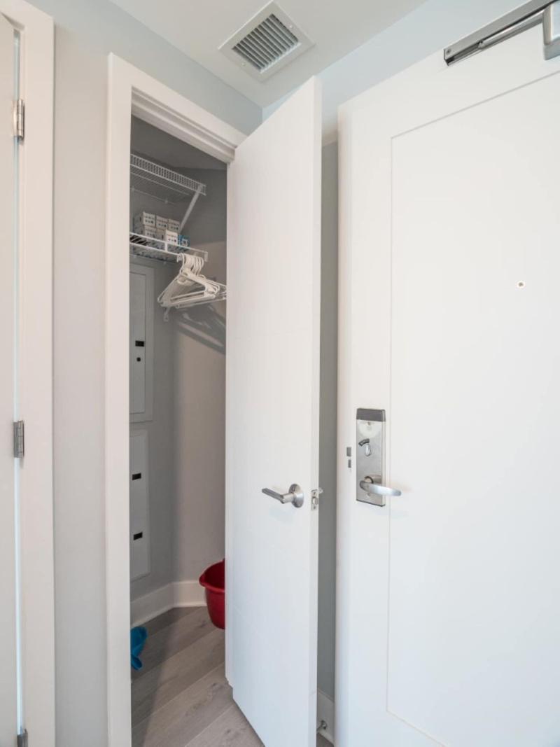 Global Luxury Suites Bethesda Chevy Chase - photo 39