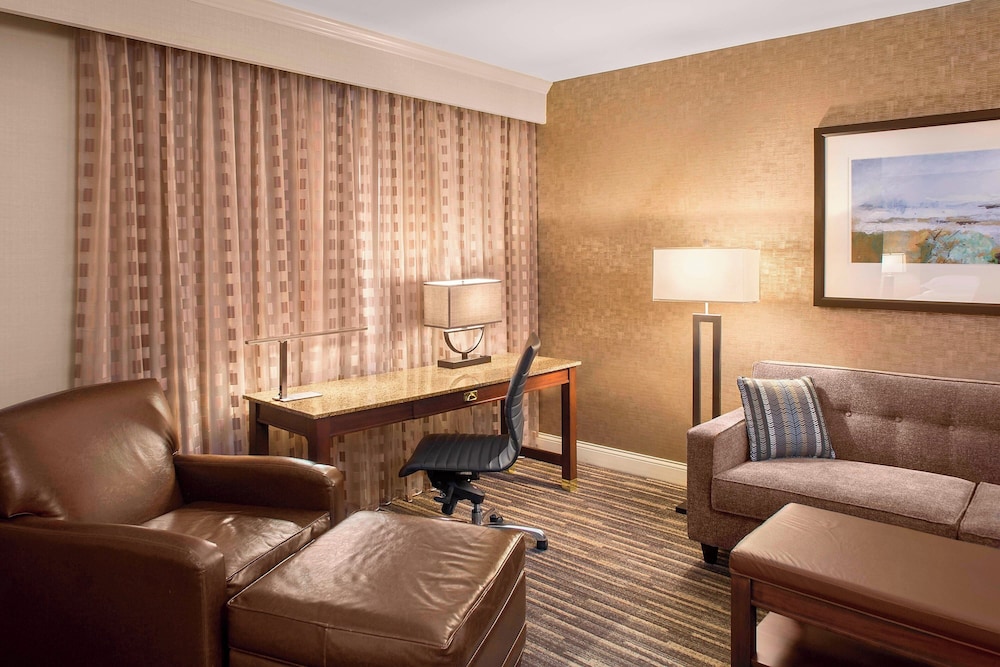 Sheraton Suites Akron Cuyahoga Falls - photo 11