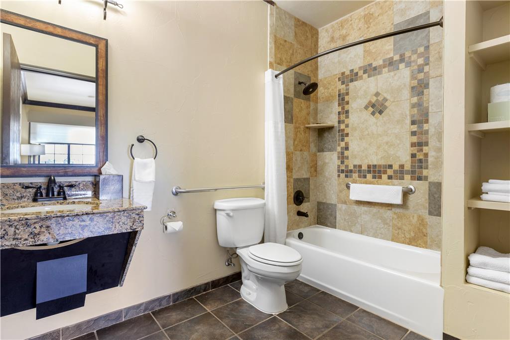 Best Western Plus Cimarron Hotel & Suites - photo 52