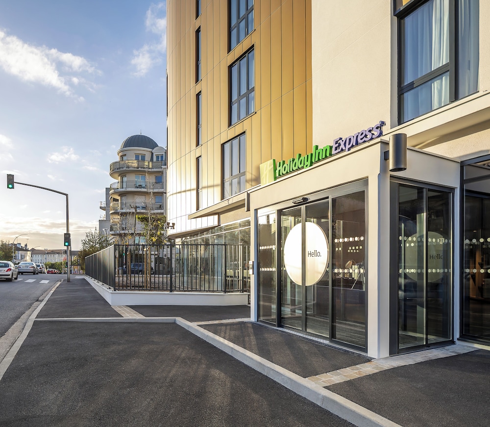 Holiday Inn Express Paris Poissy by IHG in Poissy, France