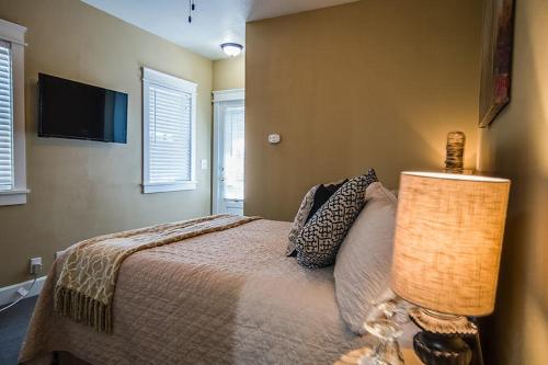 Campbell House Inn - photo 11