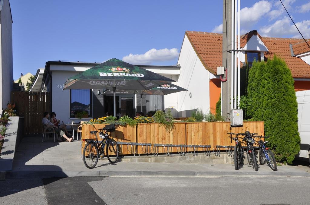 Penzion U Hosku — hotel in Vrbice