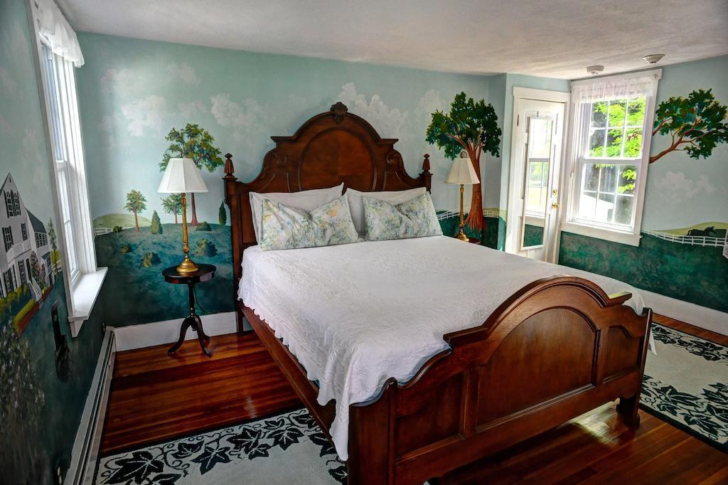 Historic Jacob Hill Inn - photo 8