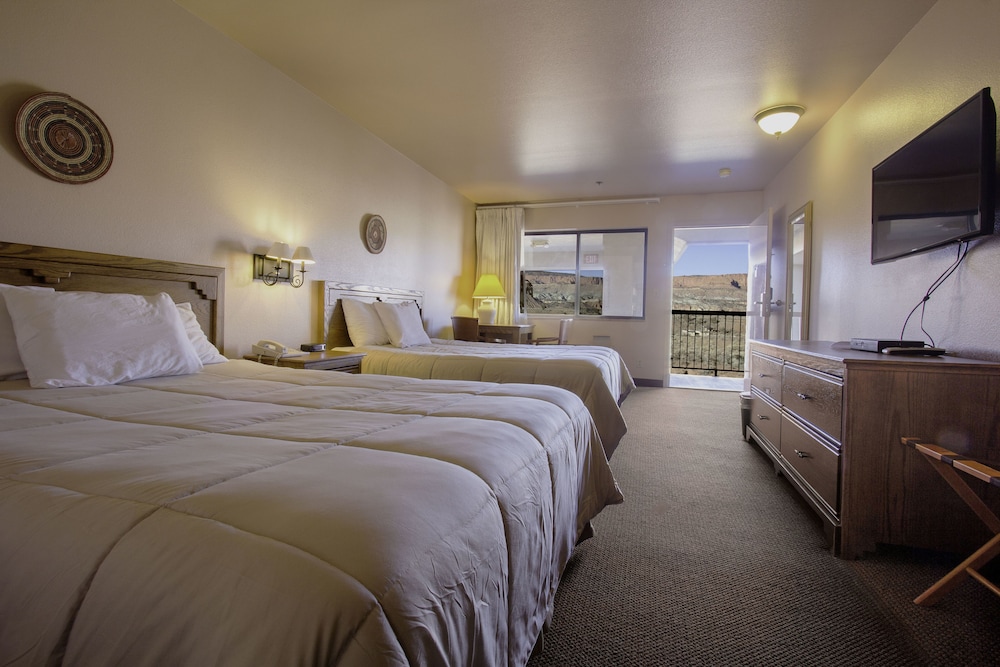 The Noor Hotel - photo 18