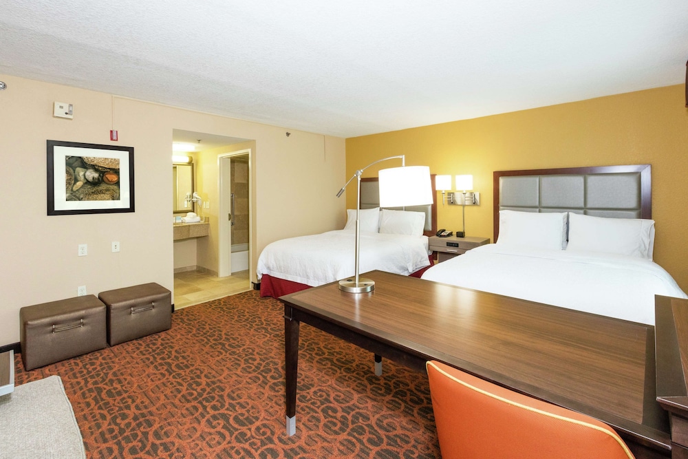Hampton Inn Suites Jacksonville Airport - photo 22