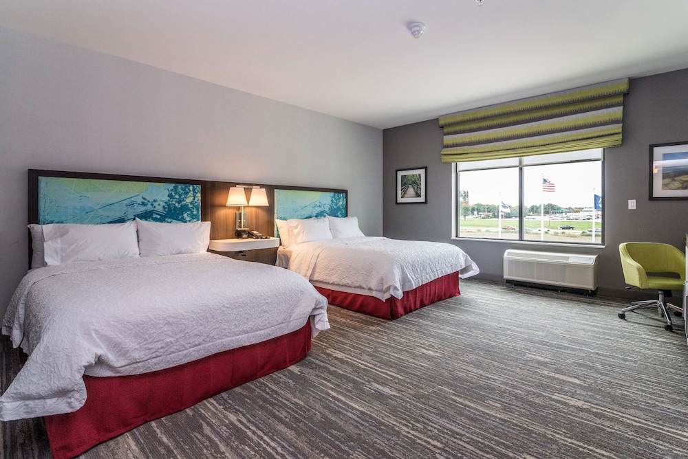 Hampton Inn & Suites Allen Park - photo 9