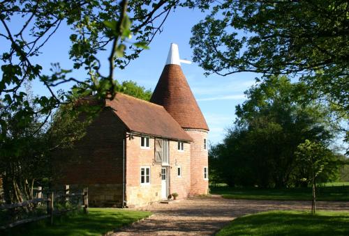 Bakers Farm Oast in Ticehurst, United Kingdom