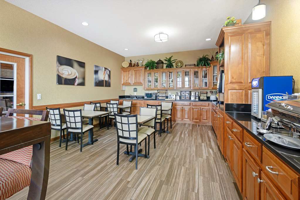 Best Western Plus Bradbury Inn & Suites - photo 48