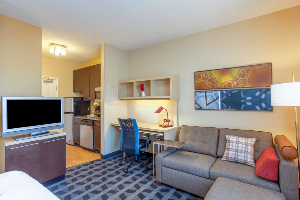 TownePlace Suites by Marriott Huntsville - photo 8