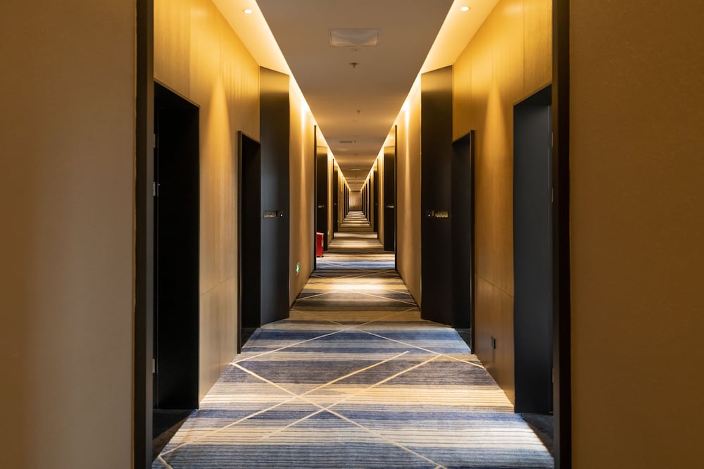 Maze Hotel — hotel in Longhua