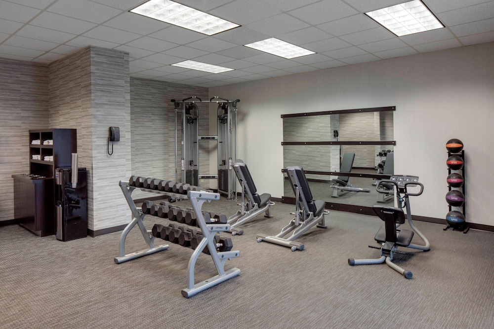 Courtyard by Marriott Boston Logan Airport - photo 31