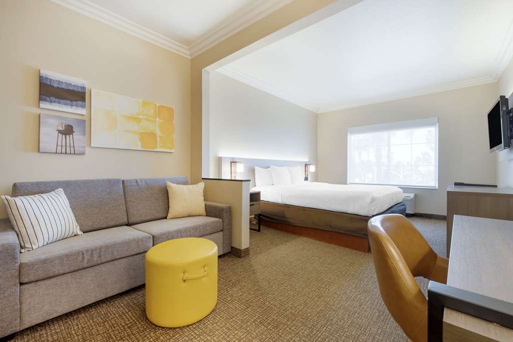 Comfort Suites Oceanside Camp Pendleton Area - photo 22