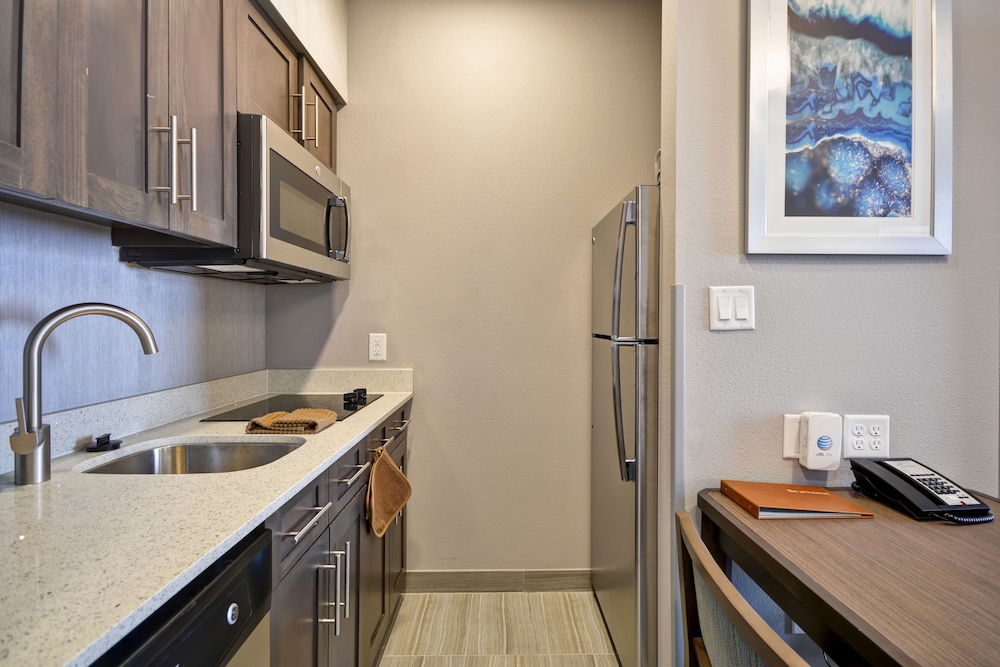 Homewood Suites by Hilton Conroe - photo 15