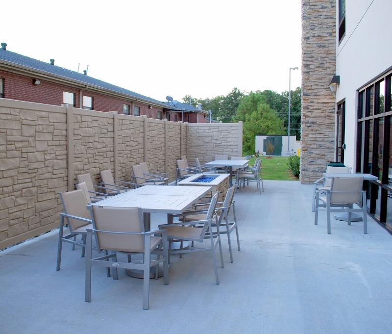 Holiday Inn Express and Suites White Hall by IHG - photo 7