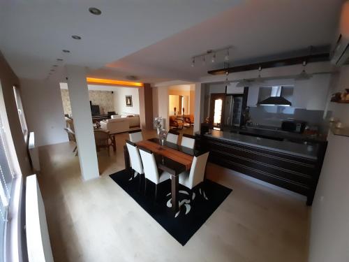 Omeros — 4-Star Luxury Hotel in Gevgelija, Republic of Macedonia