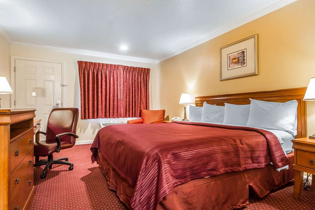 Quality Inn And Suites Gilroy - photo 17