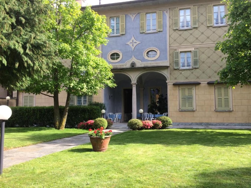 Hotel IL Portico in Cannobio, Italy