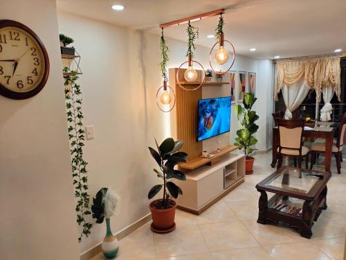 Apartamento en el corazón de la ciudad con impresionantes vistas urbanas 301 — 4-Star Luxury Hotel in Medellin, Colombia
